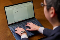 比較表作成中の様子